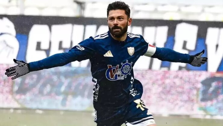Bu adam gerçekten inanılmaz! 35 yaşında Ronaldo ve Messi gibi oynuyor