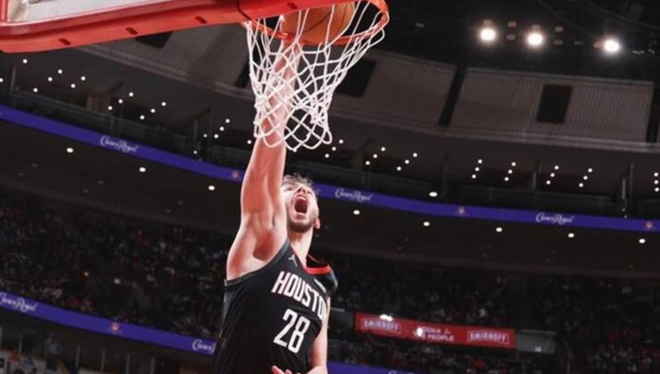 Alperen Şengün’den ‘double-double’