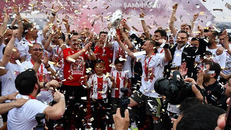 Batman Petrolspor kupasını aldı, hedef Süper Lig