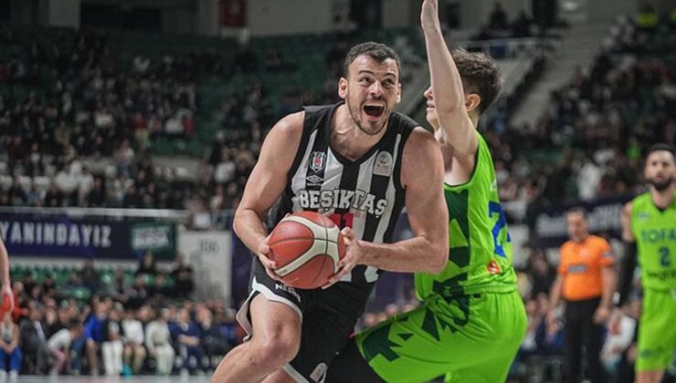 Beşiktaş deplasmanda TOFAŞ’ı rahat geçti