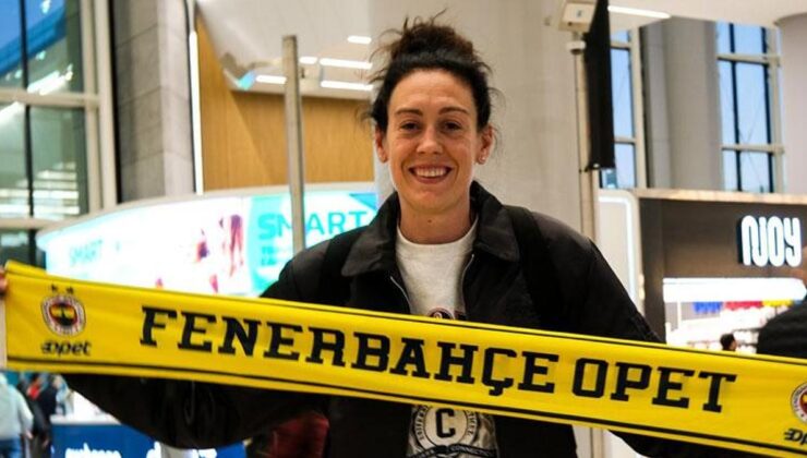 Fenerbahçe’nin yeni yıldızı İstanbul’a geldi