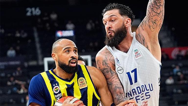 (ÖZET) Fenerbahçe derbide Anadolu Efesi farklı devirdi Ligde üst üste 2. galibiyetini aldı | Anadolu Efes - Fenerbahçe maç sonucu: 73-89