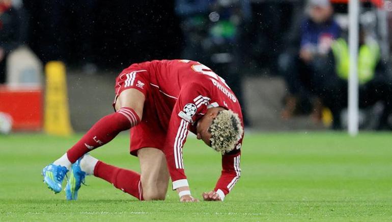 Sakatlık depremi 9 ay forma giyemeyecek: 100 milyon Euroya transfer olmuştu