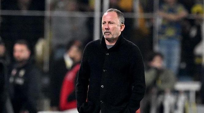 SERGEN YALÇIN: '2-3 OYUNCUNUN UFAK TEFEK PROBLEMLERİ VARDI'