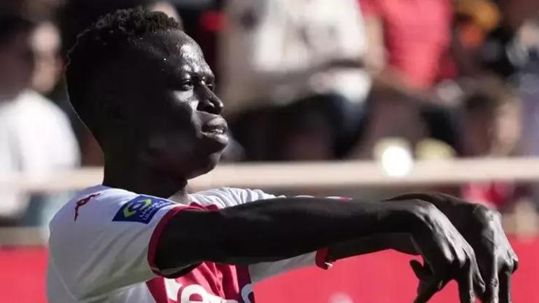 Trabzonspor Monaconun yıldızına talip Yönetim düğmeye bastı