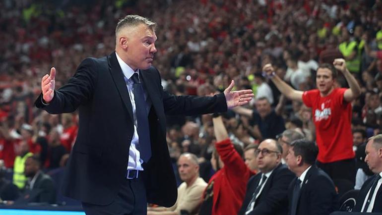 Fenerbahçenin Olympiacosa elendiği maç sonrası İbrahim Kutluay topa tuttu Hakemler maça yaklaştırmadı