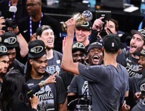 NBA’de finalin adı belli oldu