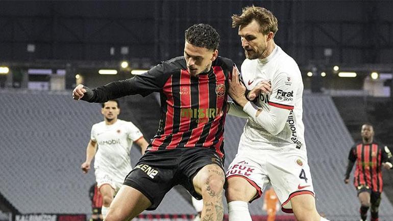 (ÖZET) Ivo Grbic harikalar yarattı Fatih Karagümrük evinde kazandı | Fatih Karagümrük - Gençlerbirliği maç sonucu: 1-0