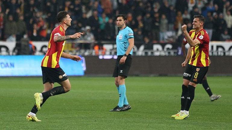 (ÖZET) Kayseride kümede kalma savaşı: Kayserispor ile Eyüpspor yenişemedi (Maç Sonucu 1-1)