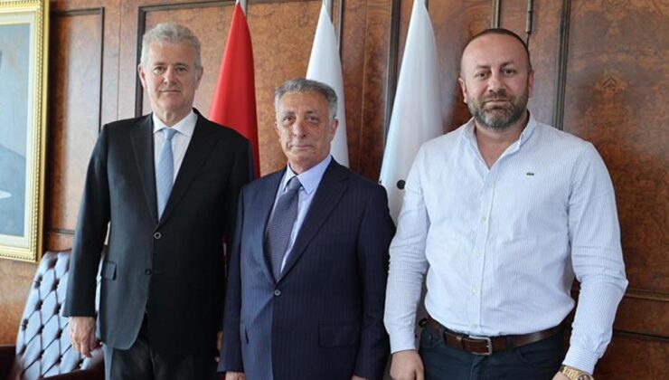 Altay’da sürpriz görüşme: Ahmet Nur Çebi ve Mahmut Özgener