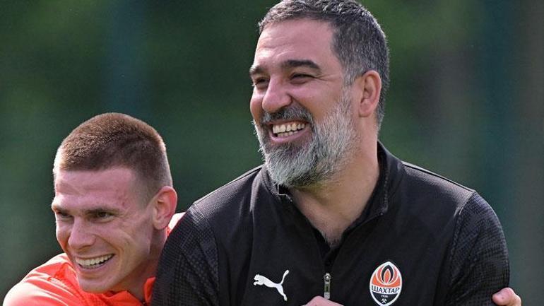 Arda Turan Ukraynada yılın teknik direktörü seçildi