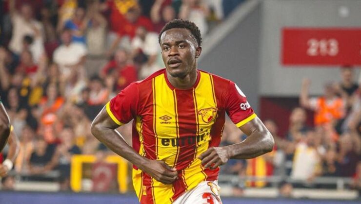 Dennis’e Premier Lig’den talip çıktı