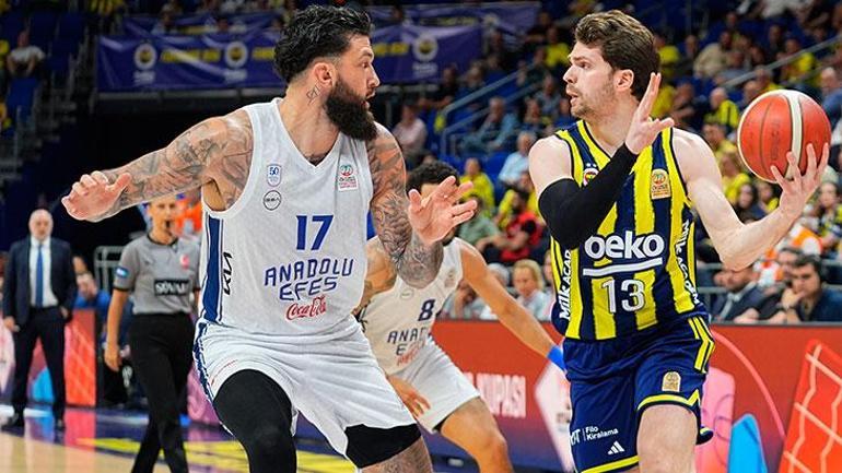 Derbi nefes kesti, Fenerbahçeden inanılmaz geri dönüş Fenerbahçe Beko - Anadolu Efes maç sonucu 60-59