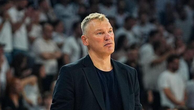 Fenerbahçe Beko başantrenörü Sarunas Jasikevicius: ‘Beşiktaş’a şapka çıkarıyorum’