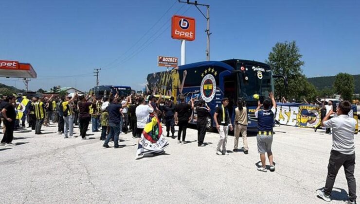 Fenerbahçe’ye Düzce’de coşkulu karşılama