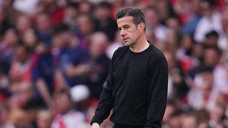 Fulhamdan resmen ayrıldı Benfica Jose Mourinhonun yerine gelecek ismi belirledi