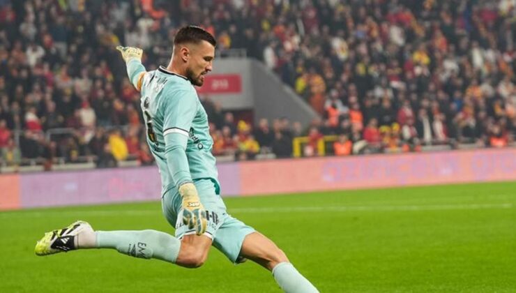 Göztepe Mateusz Lis ile yollarını ayırdı