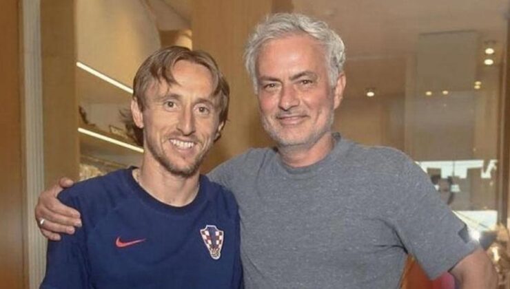 Mourinho, Real Madrid’e iki transfer daha istedi! Bir stoper bir de ‘Modric’