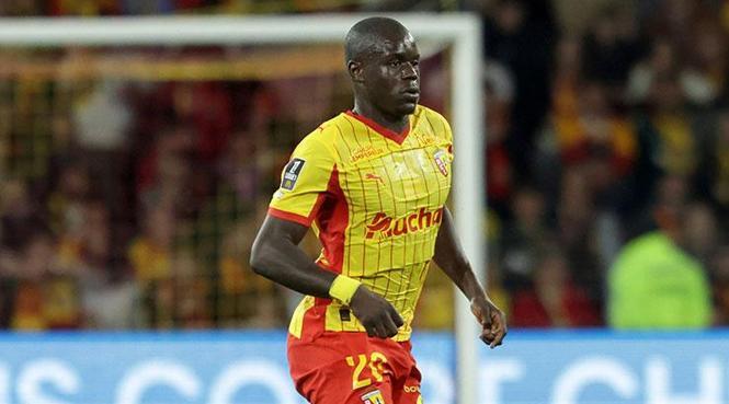 Fenerbahçe Sarr için harekete geçti