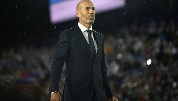 Blanc'tan Zidane'a tam destek