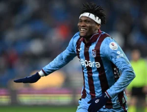 Chibuike Nwaiwu Fulham yolunda
