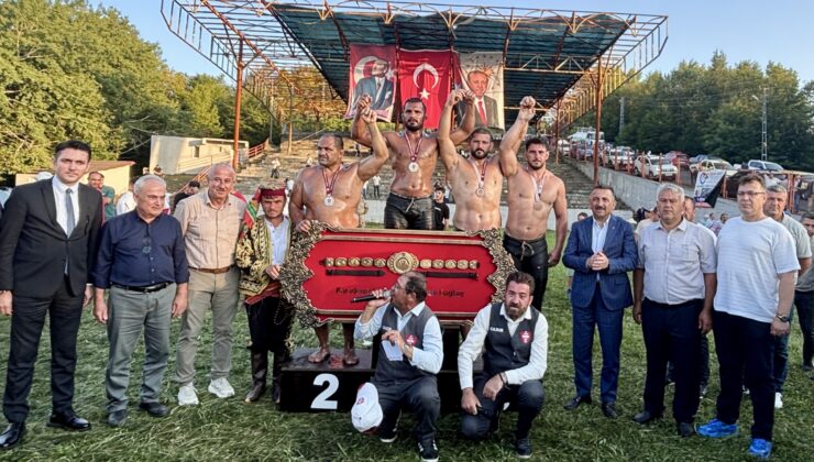 Dağköy'de başpehlivan Mustafa Doğan Özkaya