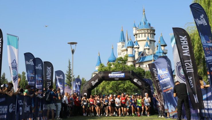 Eskişehir Yarı Maratonu'nun ana sponsoru 3. kez Eti Lifalif