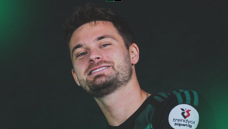 Kocaelispor'da Karol Linetty ile yollar ayrıldı