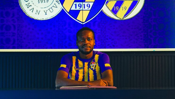 Massanga Eyüpspor'a imza attı