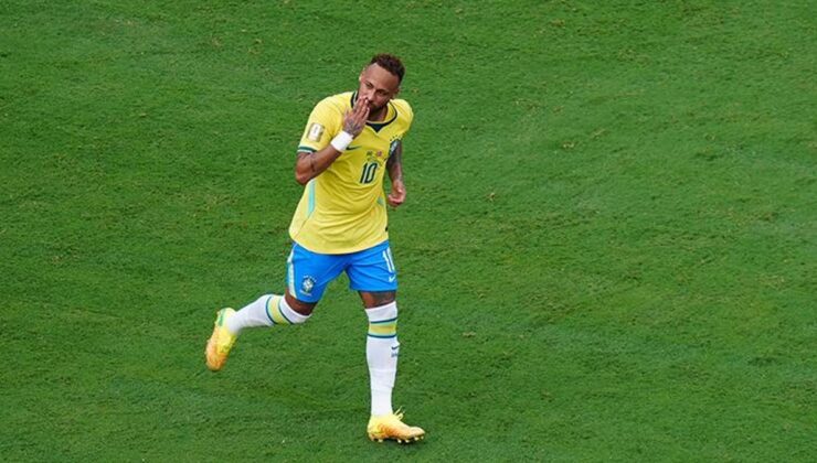 Neymar, milli takım kariyerini noktaladı