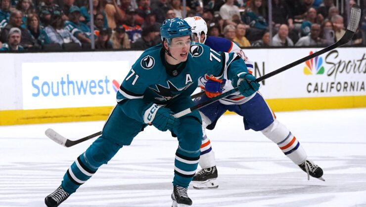 NHL'de tarihi kontratlar imzalanıyor