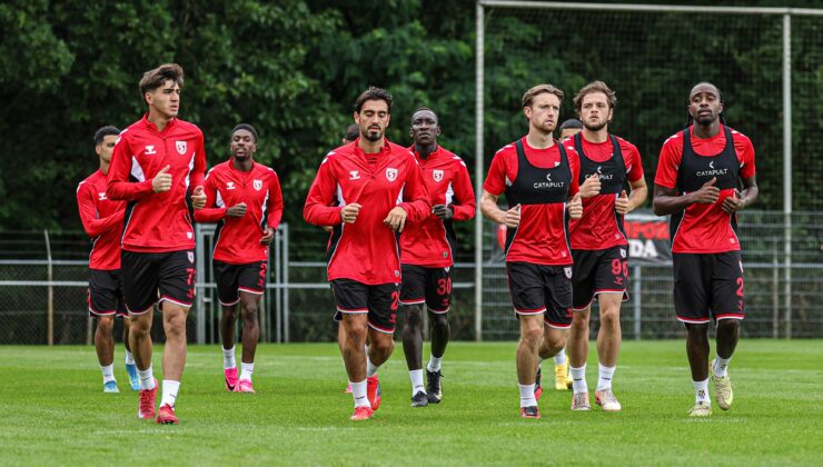 Samsunspor, Hollanda'da kamp çalışmalarını sürdürüyor