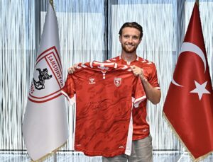 Samsunspor'a İskoçyalı orta saha