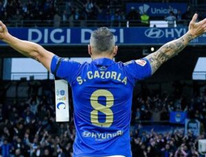 Santi Cazorla futbola veda etti