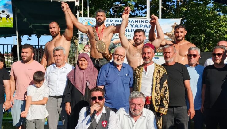 Tarihi Namazgah Yağlı Pehlivan Güreşleri'nde başpehlivanlığı Seçkin Duman kazandı