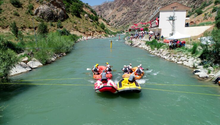 Türkiye Rafting Şampiyonası'nın 3. ayağı tamam