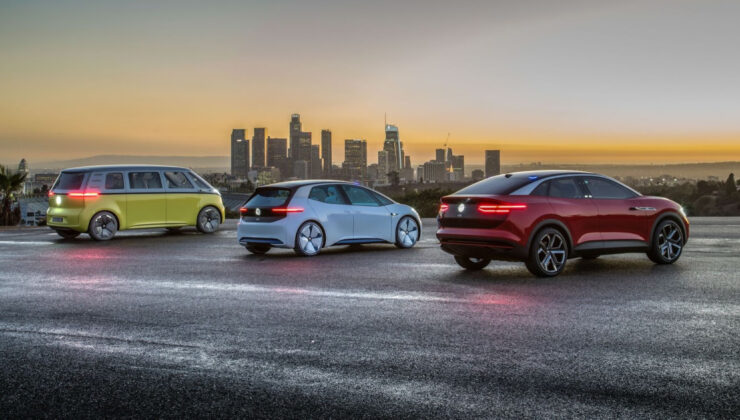 VW işten çıkarmayacak, model sayısını yarıya indirecek