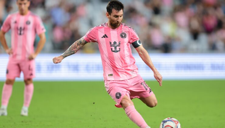 4 gollü Messi gecesi