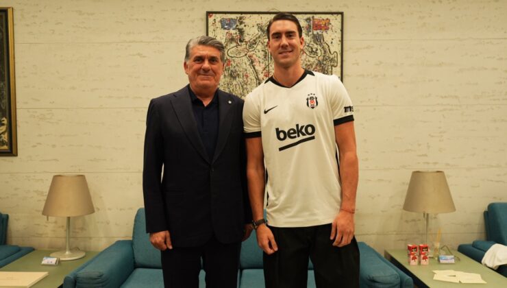 Adalı: Vlahovic için İtalya'dan onay bekleniyor