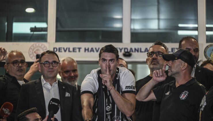 Beşiktaş tarihinin 3. Sırp futbolcusu oldu