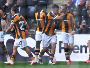 Hull City 2'de 2 yaptı