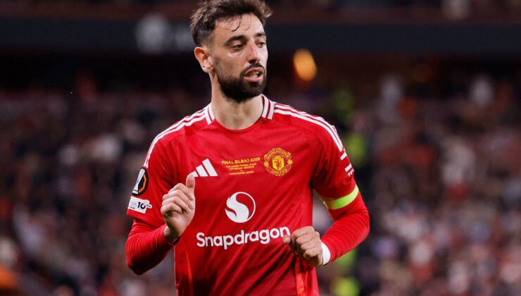 İngiltere'de yılın futbolcusu Bruno Fernandes