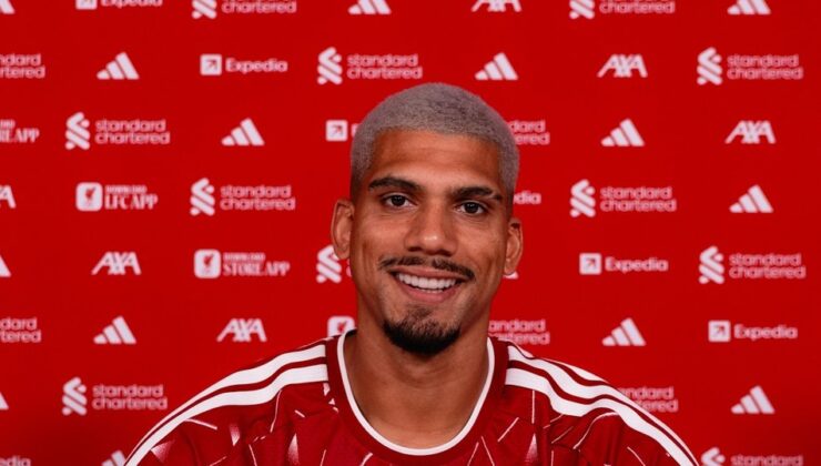 Liverpool Ronald Araujo'yu kiralık olarak renklerine bağladı