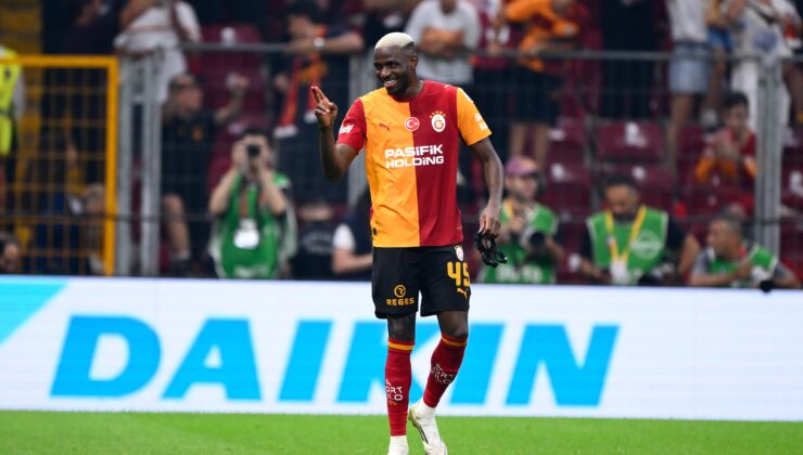 Osimhen'den görkemli başlangıç
