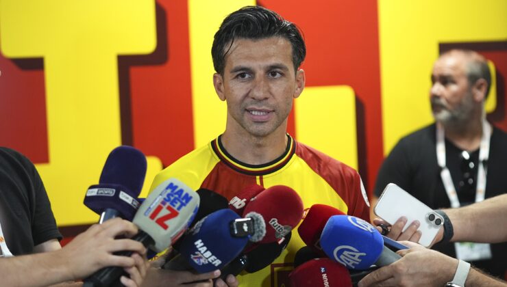 "Bugün buraya kalbimi gömdüm"