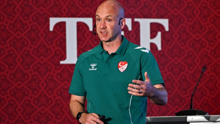 "Türk hakemliğine ve futboluna katkı için buradayım"