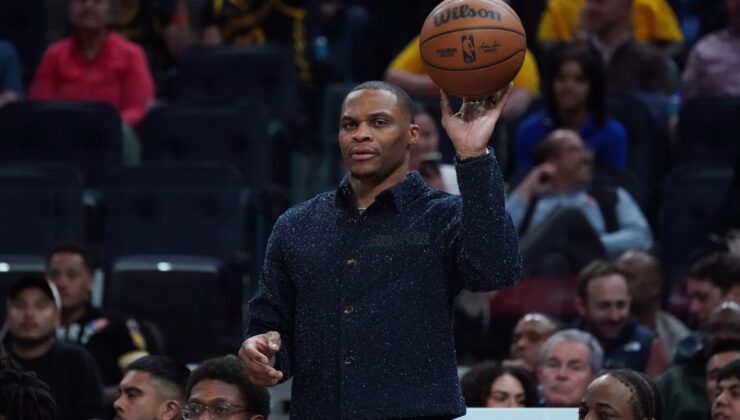 Russell Westbrook veda etti