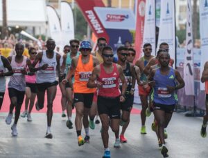 14. Uluslararası 9 Eylül İzmir Yarı Maratonu koşuldu