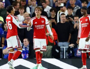 Arsenal ve Liverpool kupada turladı