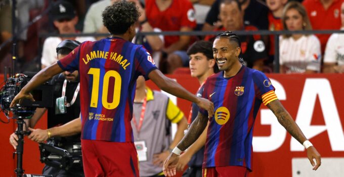 Barça, Raphinha'nın "hat-trick"i  ile 7'de 7 yaptı